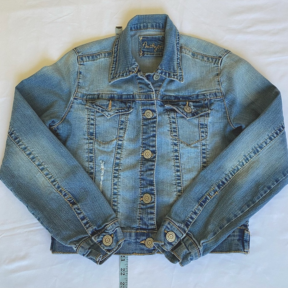 Chic denim jacket